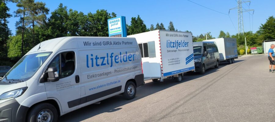 31A9B6E8-858E-4DDA-93B2-31CE872478CA